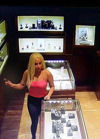 File:9-11-14 At Bvlgari Store in Dubai 001.jpg