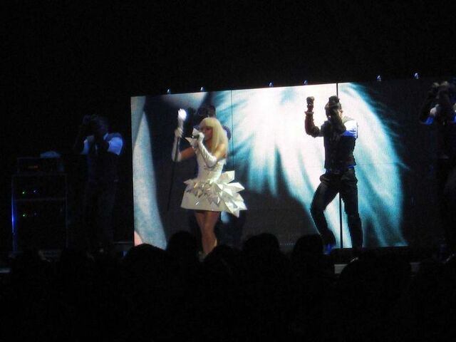 File:11-15-08 NKOTB 001.jpg
