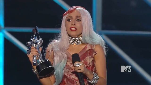 File:MTV VMAS 2010 SCREENSHOT 25.jpg