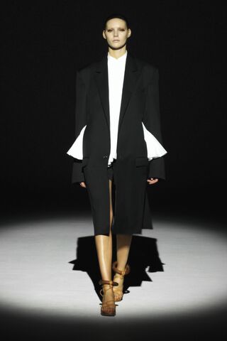 File:Hussein Chalayan Spring 2011 Outfit.jpg