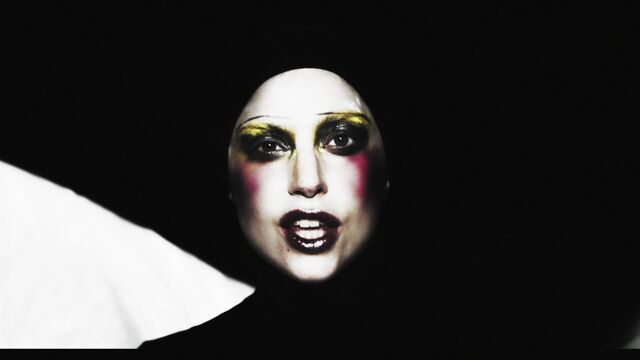 File:Applause Music Video 036.jpg
