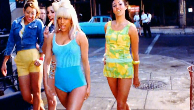 Fichier:Blueoutfit.png