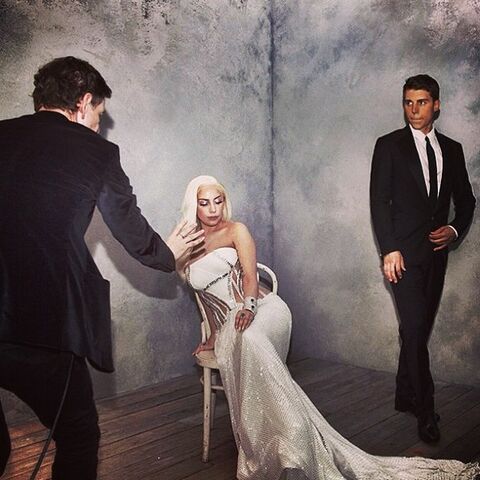 File:3-2-14 Mark Seliger BTS 004.jpg