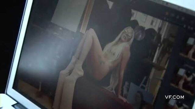 File:9-12-11 Annie Leibovitz BTS 009.jpg