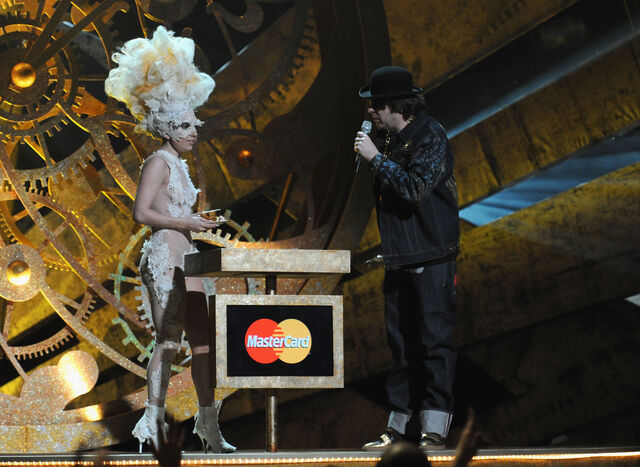 File:2-16-10 Stage 002.jpg