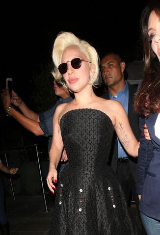 File:8-24-15 Leaving Pump Restaurant in West Hollywood 002.jpg