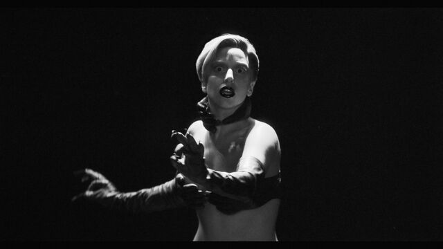 File:Applause Music Video 048.jpg