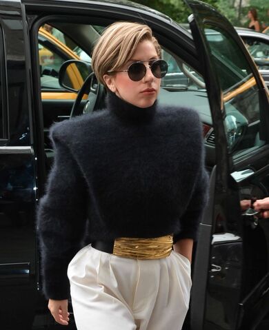 File:8-19-13 Leaving Sirius XM Studios 003.jpg