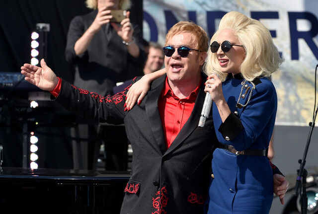 File:2-27-16 Elton John's Concert in West Hollywood 005.jpg