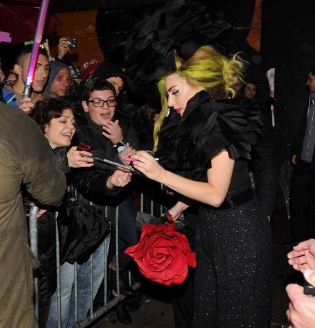 File:4-7-14 Leaving the Roseland Ballroom in NYC 002.jpg
