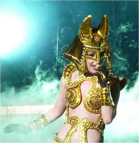 File:MBTFashion 13.jpg