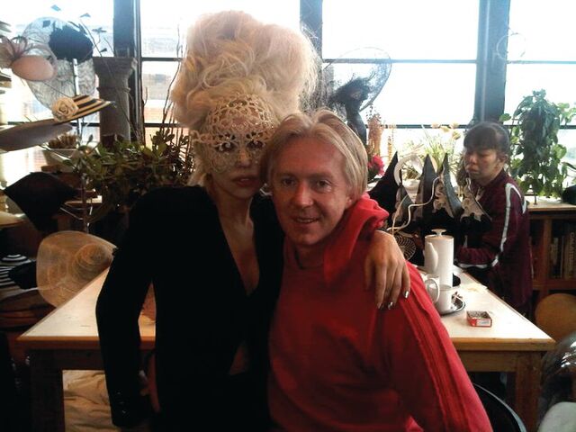 File:2-16-10 With Philip Treacy.jpg