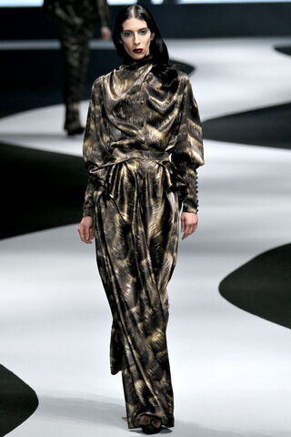 File:Viktor & Rolf Fall Winter 2012 silk charmeuse abstract animal print blouse and pants.jpg