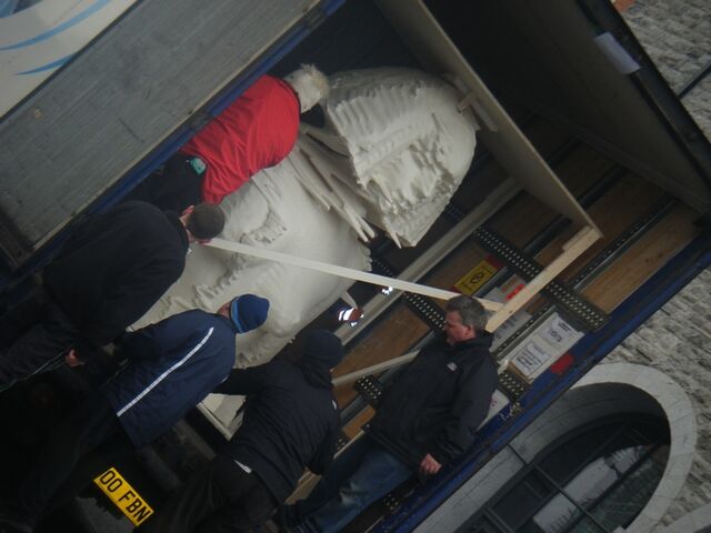 File:Gaga statue-BRITS-3.jpg