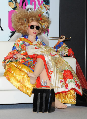 File:12-1-13 Gagadoll 002.jpg
