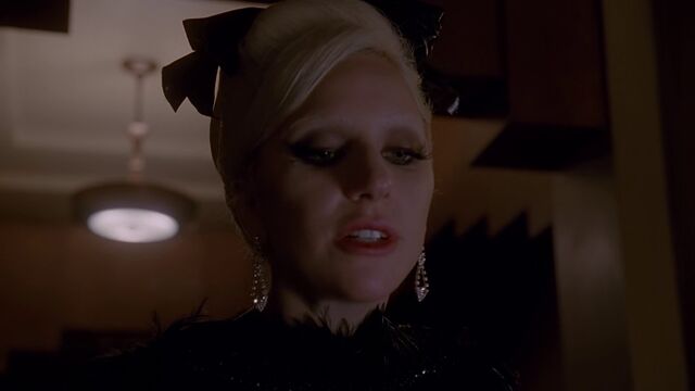 File:AHS Hotel - She Wants Revenge 011.jpg