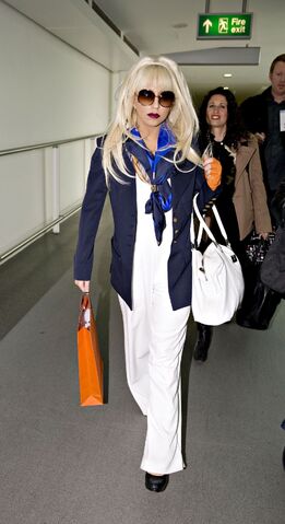 File:09-02-18 Heathrow Airport.jpg