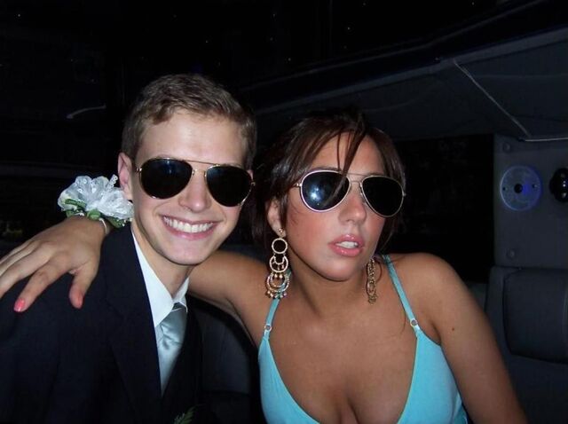 File:0-0-04 Prom Party 005.jpg