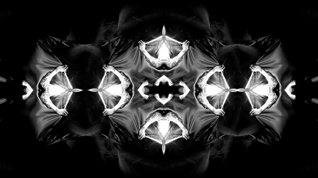 File:SHOWstudio-BadRomance-05.png