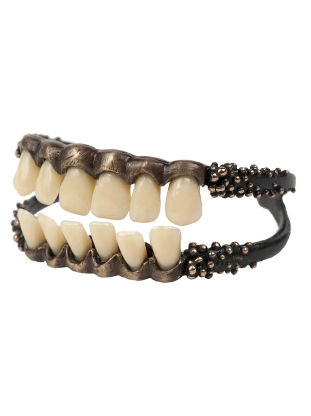File:GPI - Dental bracelet.jpg