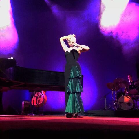 File:10-10-2015 At Columbus Citizens Foundation's event in New York Performing La Vie En Rose 002.jpg