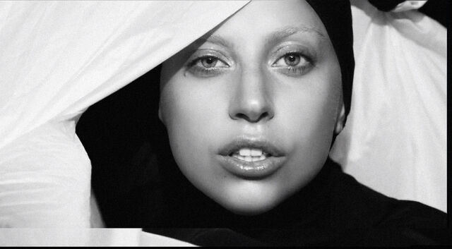 File:7-17-13 Inez and Vinoodh 006.jpg