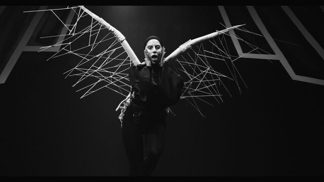 File:Applause Music Video 024.jpg