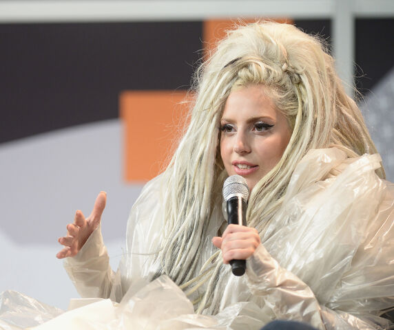 File:3-14-14 At SXSW Festival - Conference 004.jpg