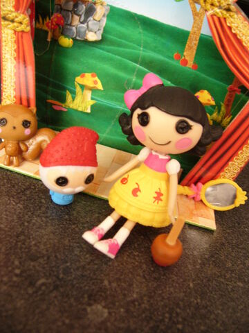 File:Lalaloopsy.jpg