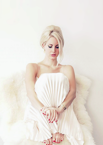 File:Naomi Shon 4 8.png
