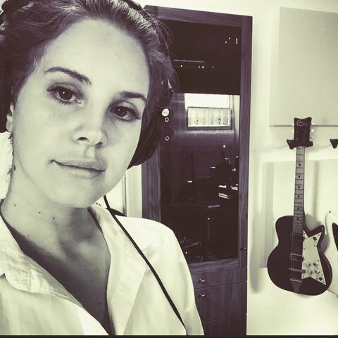 File:StudioSelfie.jpg