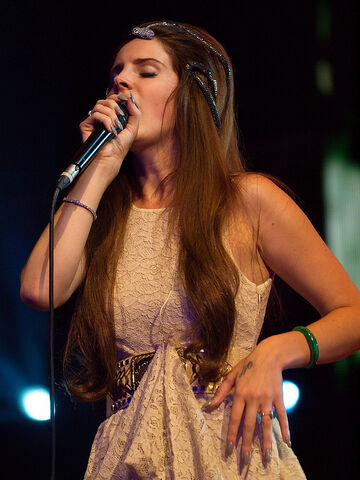 File:Tumblr nrif6nZYhq1rk2e30o4 500.jpg