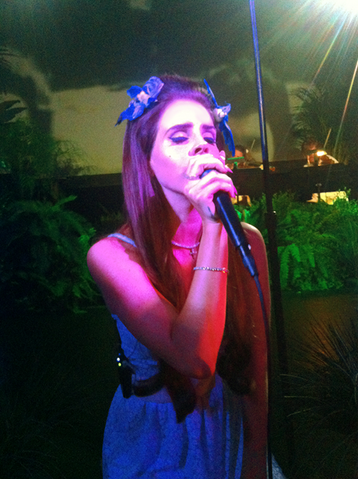 File:Tumblr mz5kkzavgY1rq171wo1 500.png