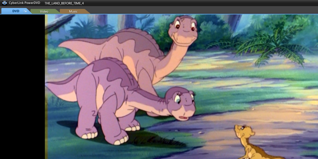 File:Ali is afraid of Littlefoot's friends.png
