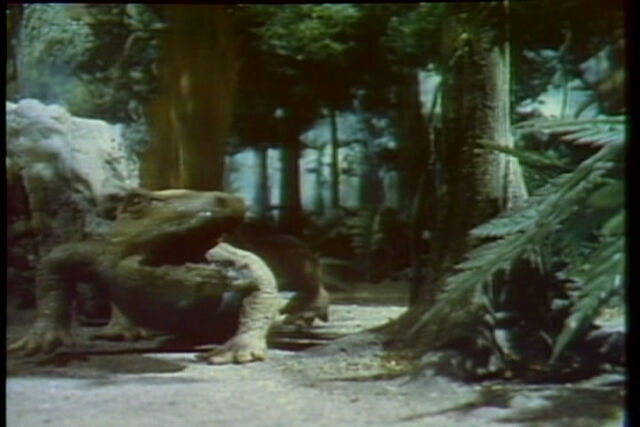 File:Dinos (2).jpg