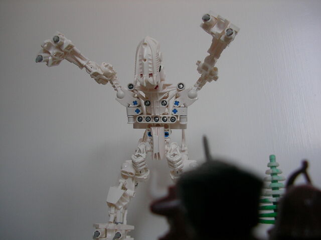 File:Qinon Yeti.jpg