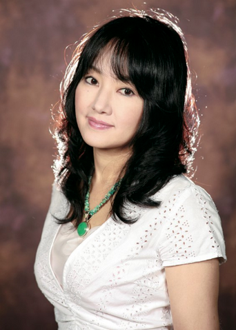 File:Hitomikuroishiheadshot.png
