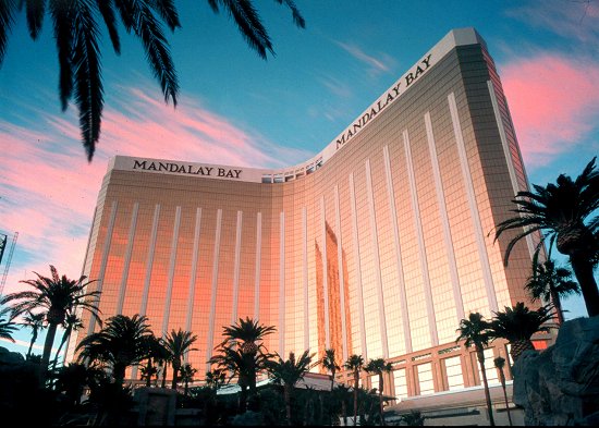 File:LV-MANDALAY BAY-01.jpg