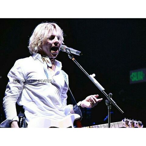 File:Ross Lynch- 123576009370458896641171754977251 n.jpg