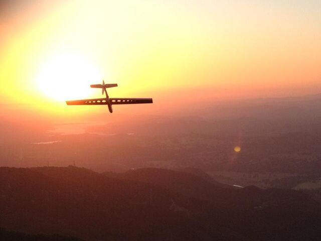 File:Le fish sunset.jpg