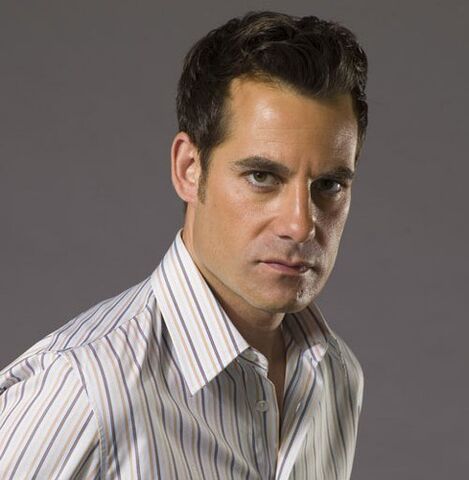 File:Adrian-pasdar-20070617-271140.jpg