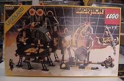 6987 Box