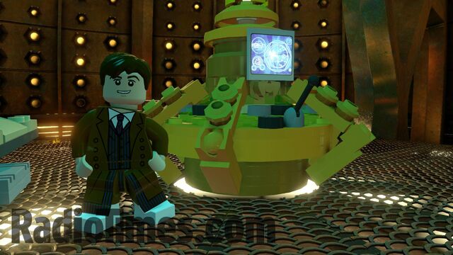 File:Lego David Tennant's Tardis.jpg