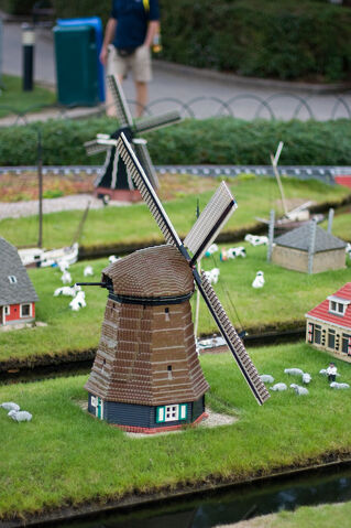 File:Legoland-NL2.jpg