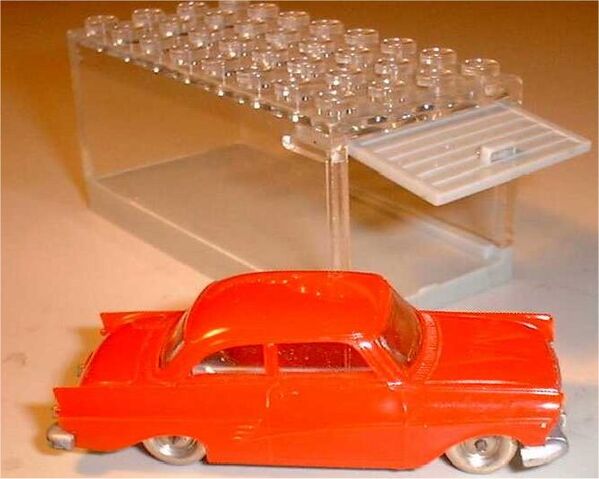 File:FORD Tanus Deluxe.jpg
