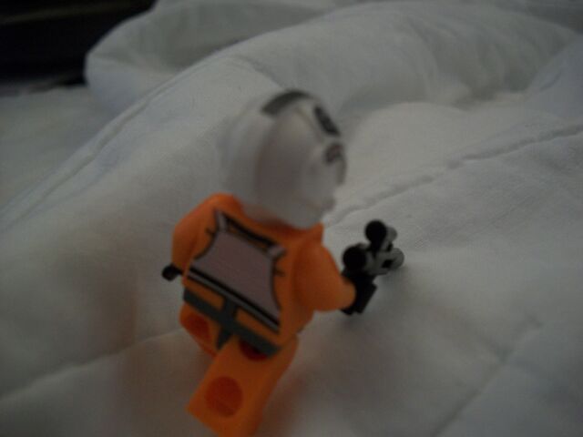 File:Echo Base Zev Senesca.jpg