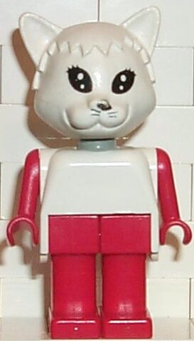 File:Fabuland Figure Cat 3.jpg