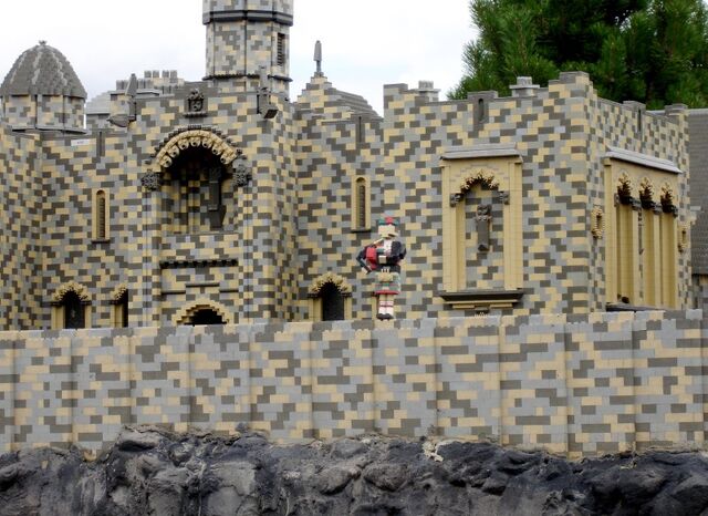 File:Lego Piper.jpg