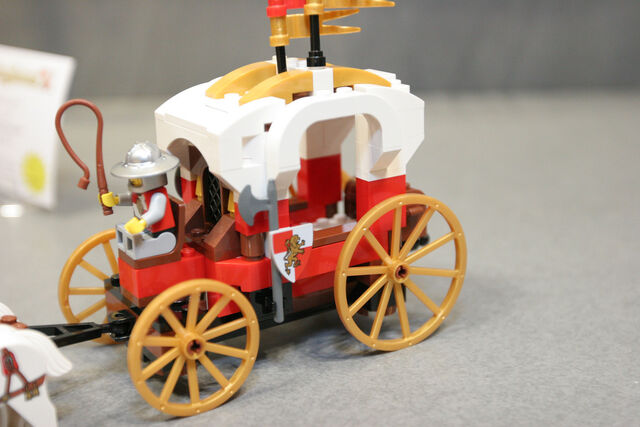 File:LEGO Toy Fair - Kingdoms - 7188 King's Carriage Ambush - 14.jpg