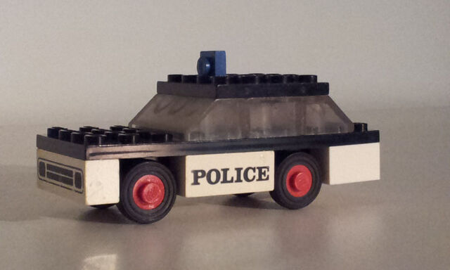 File:611 police car2.jpg
